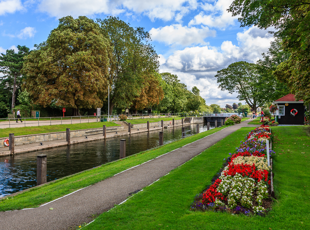 Penton Hook Lock, River Thames