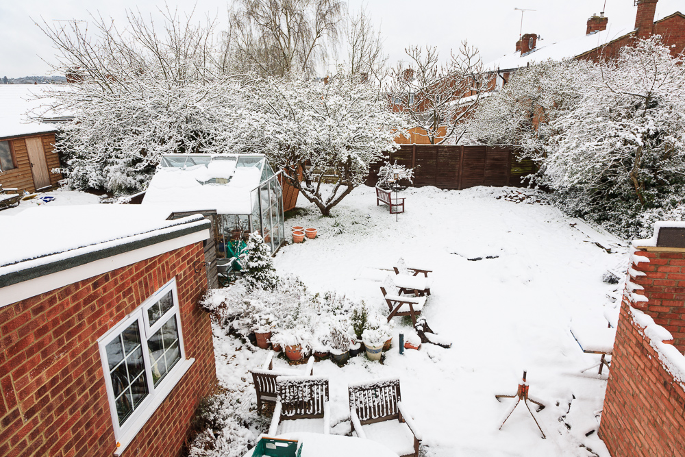 Late snow in April 2008