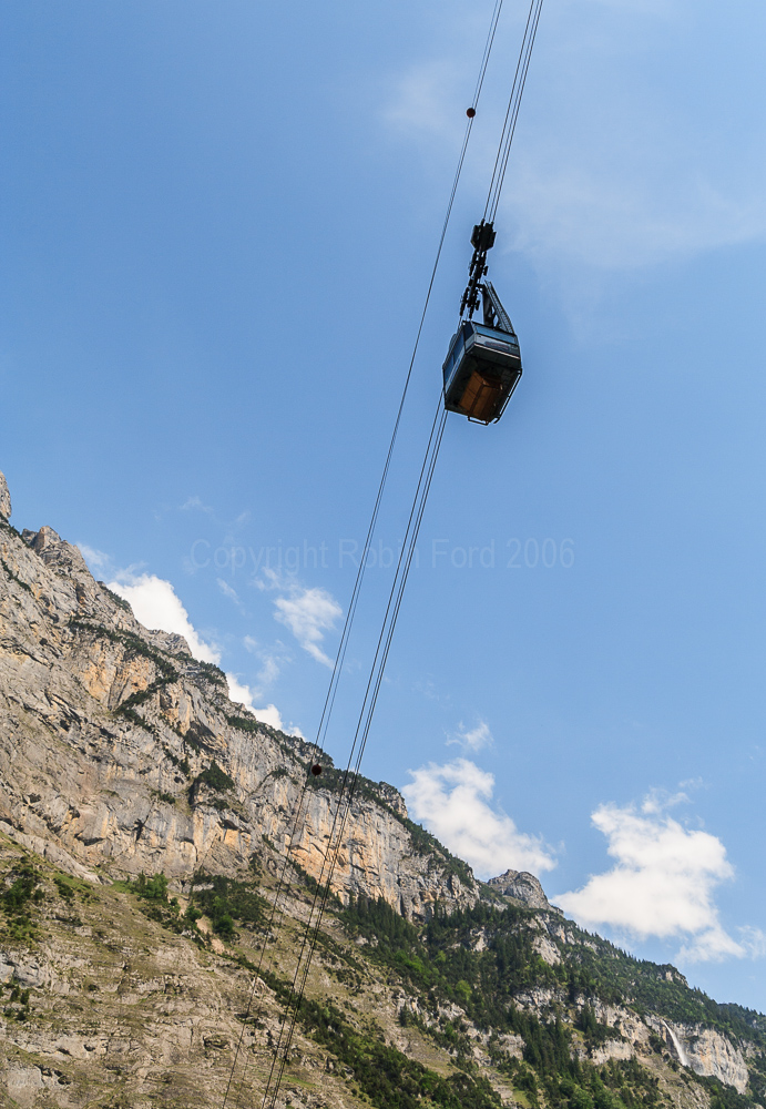 Cable car leaving Stechelberg
