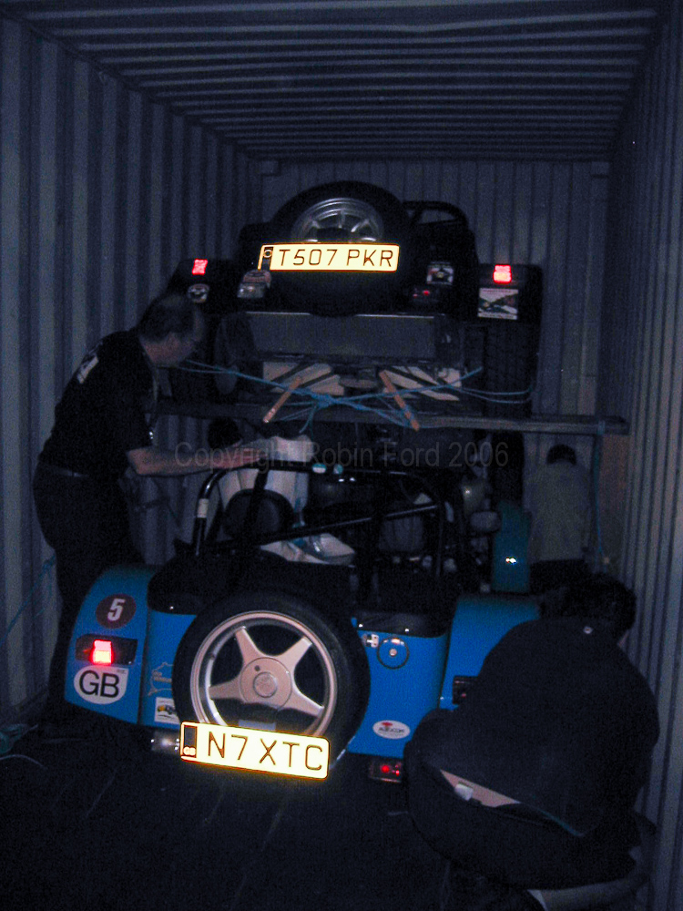 Loading the cars - 24/08/05